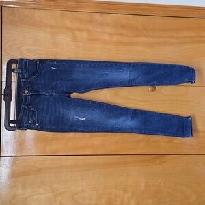 H&M Distressed Denim Jeans size 28-30 Jeggings style fit